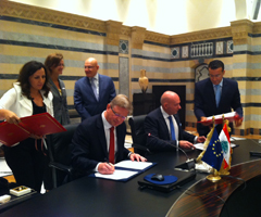 Commissioner Füle signs EU-Lebanon cooperation priorities for the coming years