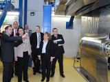 Dr. Dietz shows Commissioner the European Transonic Windtunnel facility, Cologne - Photo: © DLR, 2011