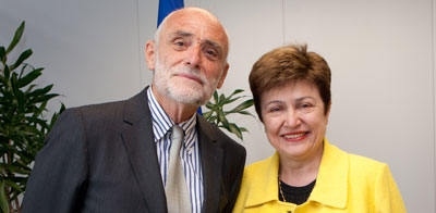 Commissioner Georgieva with Jakob Kellenberger © EU