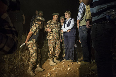 La commissaire Georgieva et Emma Bonino, ministre italienne des affaires étrangères, se rendent dans un camp de réfugiés syriens en Jordanie. 