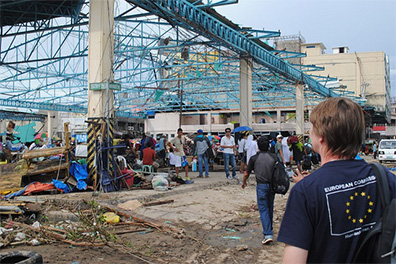 Cyclone Haiyan: EU experts on the ground to assess needs