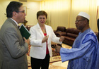 Django Sissoko, acting Malian Prime Minister, on the right, and Kristalina Georgieva, in the centre © EU
