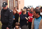 Комисар Георгиева посещава сирийски бежанци в България
