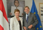 Commissioner Kristlina Georgieva and Commissioner Johannes Hahn attended the official signing ceremony where Austria committed €250 000 to support the EU Children of Peace initiative.