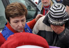 Commissioner Georgieva distributed blankets and other essential items to people in need of assistance in the flood-hit village of Biser, Bulgaria © EU