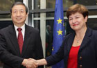 Ma Kai,State Councilor and Secretary General of the State Council of the People's Republic of China on the left, and Commissioner Kristalina Georgieva - Brussels, 29/11/2010