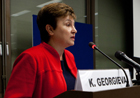 Commissioner Georgieva giving a speech at the 'Prevention and Insurance of Natural Catastrophes' conference © EU
