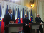 Maroš Šefčovič in Malta at a press conference with Prime Minister Joseph Muscat and 