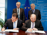 Signing ceremony of the revised Transparency Register