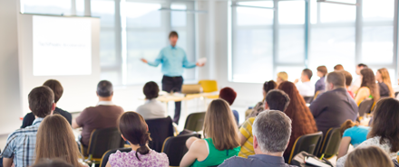 Conference (c) Adobe Stock
