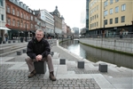 Mogens Lausen, 44 anos, aprendeu como criar uma empresa de acompanhamento profissional em Aarhus, Dinamarca.