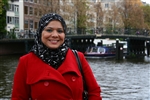 Khadija Majdoubi, 38 anos, concretizou o sonho de abrir um salão de beleza em Amesterdão, Países Baixos.
