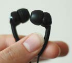 Pour un réglage de volume donné, les écouteurs de type oreillettes ont tendance à entraîner une plus grande exposition sonore