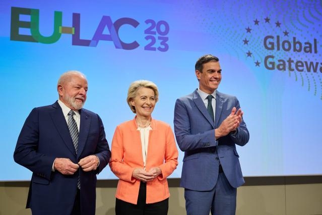 America Latina e i Caraibi hanno il potenziale per diventare una centrale elettrica globale per le energie rinnovabili, lo afferma  Ursula von der Leyen