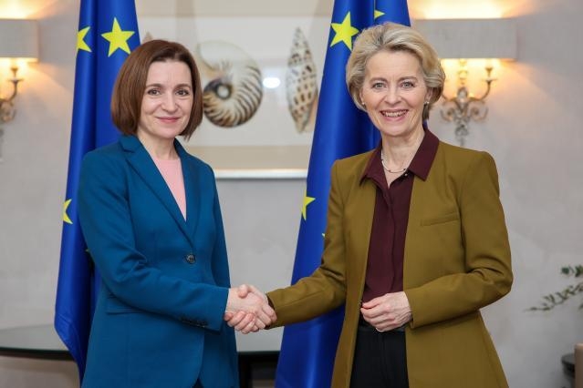 Ursula von der Leyen: "La Moldavia non è sola. L'Ue è con voi"