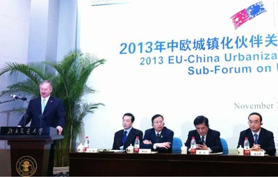 VP Kallas speaking at the EU-China sub-forum on urban mobility