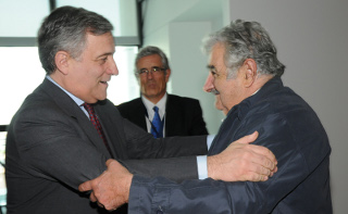 20/12/11 - VP Tajani in Uruguay