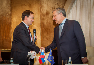 17/06/13 - Vice President Tajani and the Russian Minister for Culture Medinsky © European Union