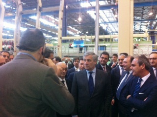 13/03/14 - Tajani's visit to the aeronautics company Alenia Aermacchi © European Union