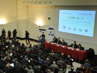 14/03/14 - President Region Campania Antonio Caldoro, at the podium © European Union