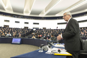 Πρόεδρος Juncker μιλώντας στο Ευρωπαϊκό Κοινοβούλιο © EU