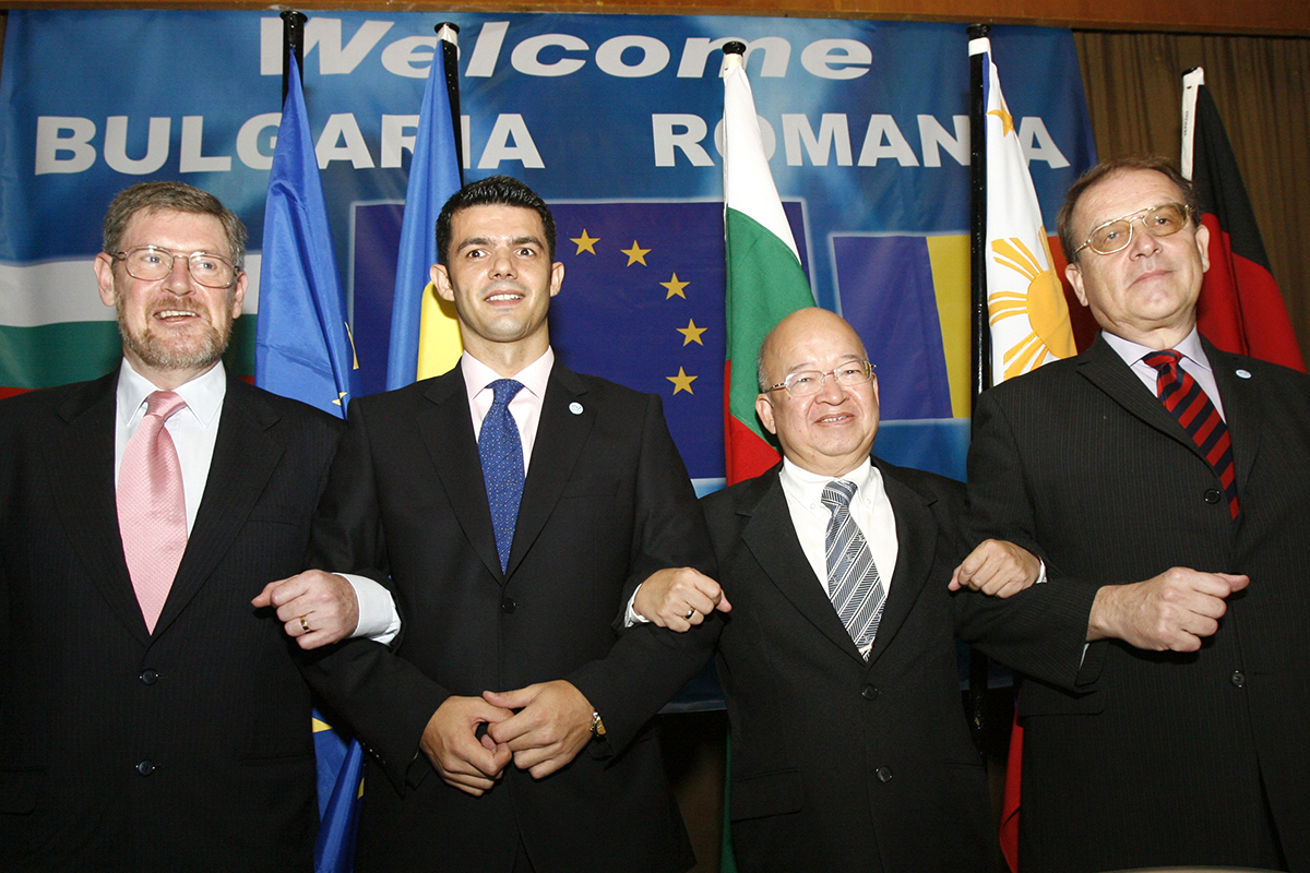 Romania and Bulgarian join the European Union