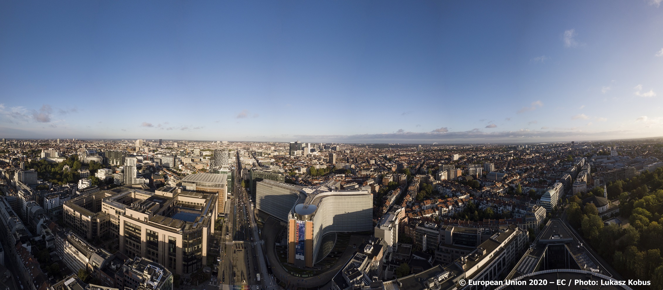  Drone views of the Berlaymont building