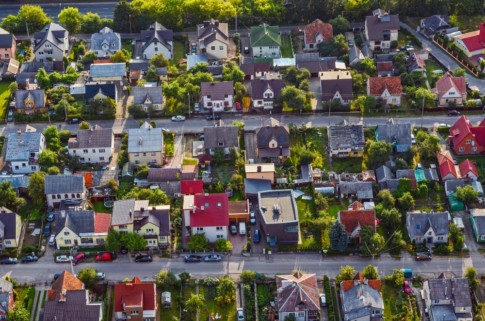 Urban growth. European Cities and Towns. European suburbs. European Urban Sprawl. High-density Developments in the suburbs..