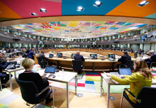 Roundtable at the Eurogroup meeting on 8 November, ©European Union