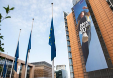 NextGenerationEU banner on European Commission building, © European Union