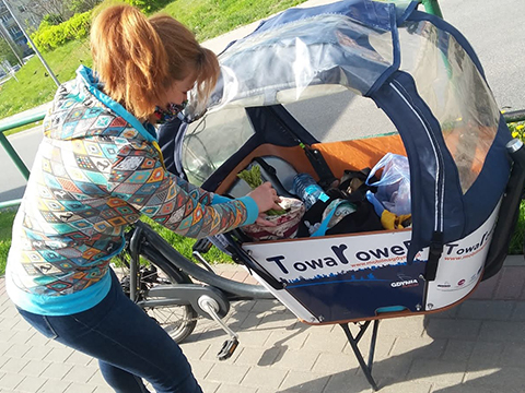 CoBiUM: supporting urban mobility with cargo bikes during COVID-19 pandemic