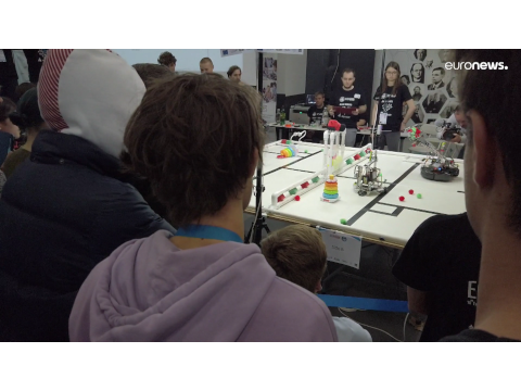 Smart Regions: The project “RoboCoop” is making young people fit in STEM topics