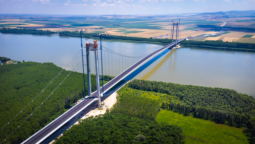 Politica de coeziune a UE: Cel mai mare pod peste Dunăre se deschide pentru circulație