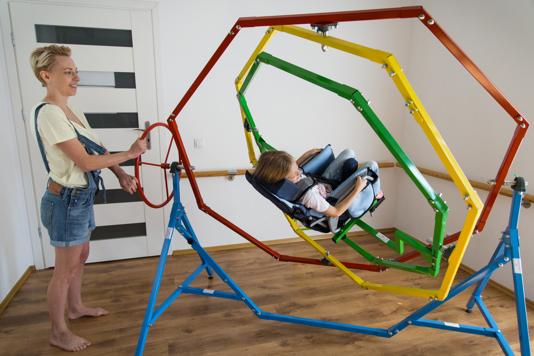 Image represent the project Mobilný gyroskop ako inovatívne riešenie pre účinnú rehabilitáciu detí s psychomotorickým postihnutím