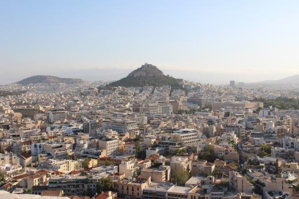 Athens, one of the most densely populated cities in Europe, needs more green spaces and the means to water them to adapt to a warming climate. Image credit: Clara CALDERINI via Pixabay