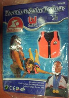 Photo of recalled product: Buoyant swimming jacket – for ages 2-4