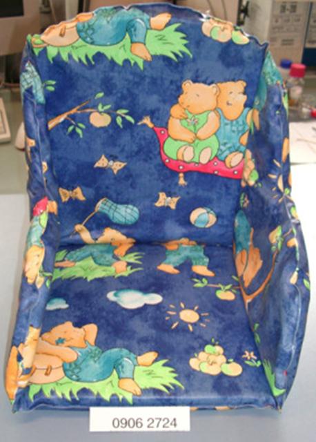 Photo of recalled product: Children`s highchair - Highchair insert: Seat reducer, blue romantic