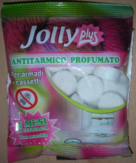 Photo of recalled product: Naphthalene moth balls - Jolly Plus