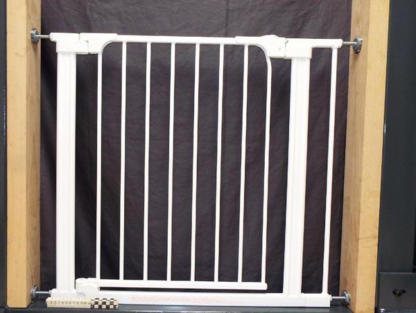 Children's safety gate