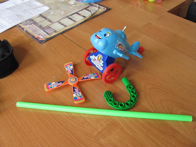 Photo of recalled product: Plane pull toy "Funny Plane"