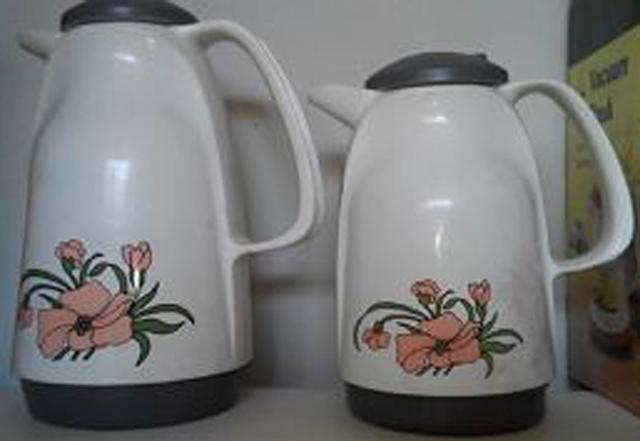 Vacuum flasks