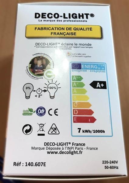LED bulb with battery