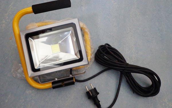 LED floodlight
