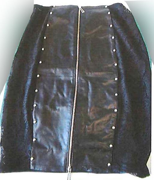 Photo of recalled product: L-Rock XL sw  Spi.+ Niete