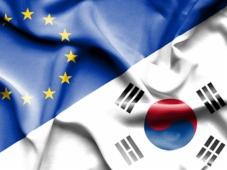 Beschreibung des Fotos: Die EU-Flagge und die koreanische Flagge in einem Rechteck